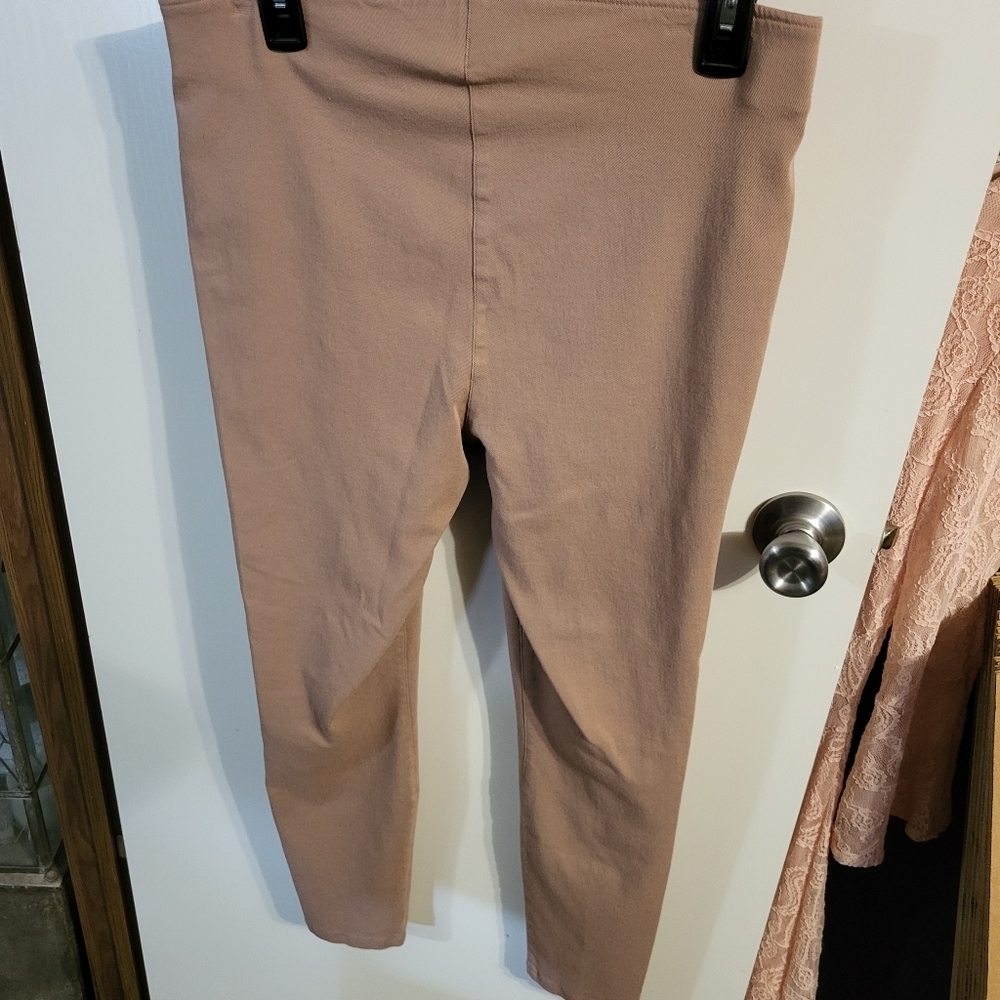 WOMANS LAUREN CONRAD POWDER PINK SKINNY PANTS SZ L